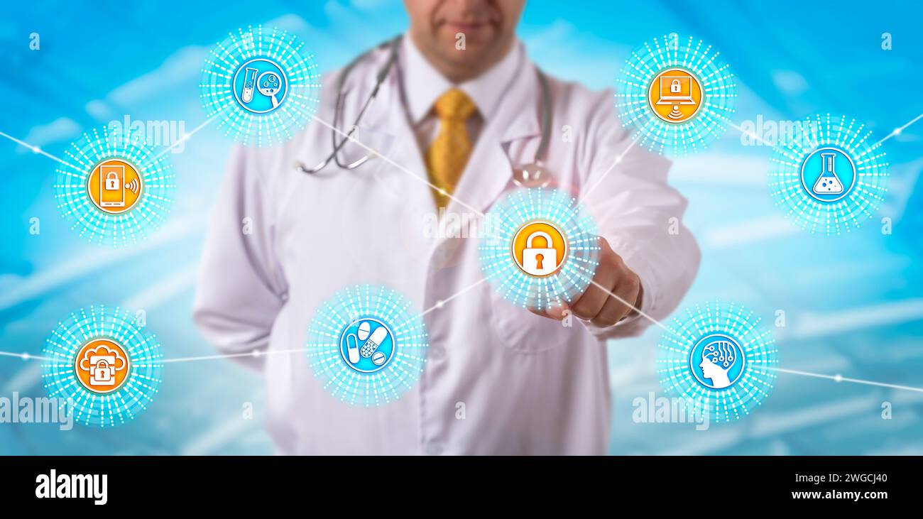 Ricercatore di studi clinici irriconoscibile che accede a dati sicuri tramite Web, dispositivi BYOD e cloud. Concetto di sicurezza informatica per i perimetri di sicurezza Foto Stock