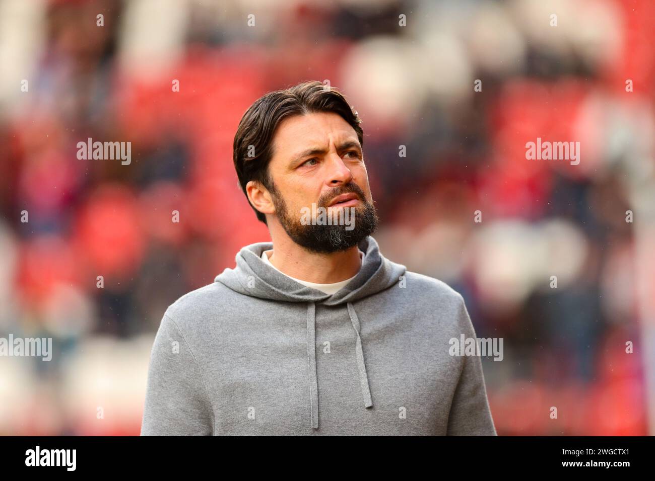 AESSEAL New York Stadium, Rotherham, Inghilterra - 3 febbraio 2024 Russell Martin Manager di Southampton - durante la partita Rotherham United contro Southampton, Sky Bet Championship, 2023/24, AESSEAL New York Stadium, Rotherham, Inghilterra - 3 febbraio 2024 crediti: Mathew Marsden/WhiteRosePhotos/Alamy Live News Foto Stock