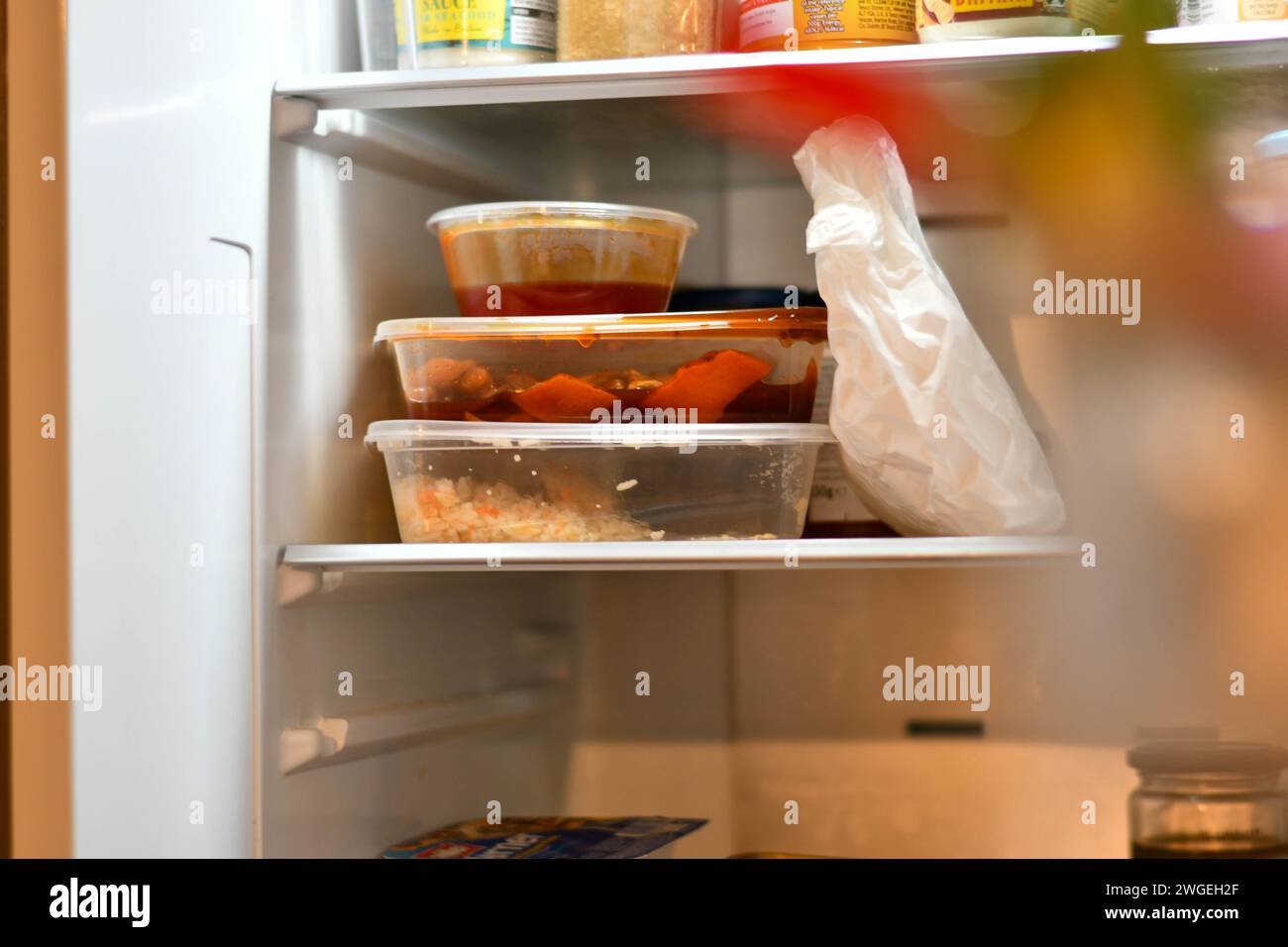 Lasciato sul piano di lavoro quello dei cinesi Foto Stock