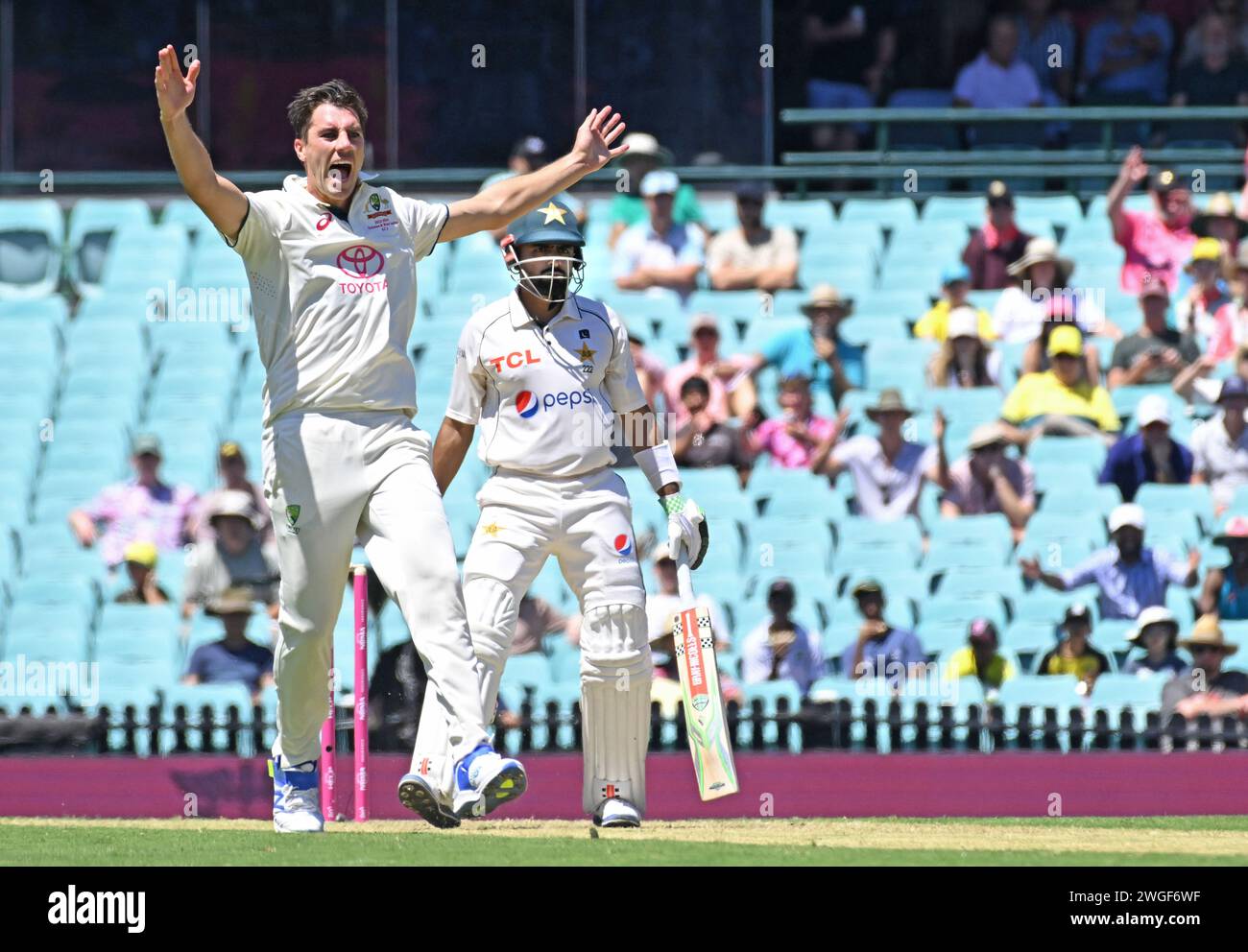 Il Pakistan tiene il sopravvento dopo il secondo giorno del terzo test di cricket contro l'Australia al SCG. È l'ultimo test match di David Warners per l'Australia con: Pat Cummins dove: Sydney, Australia quando: 04 Jan 2024 Credit: WENN Foto Stock