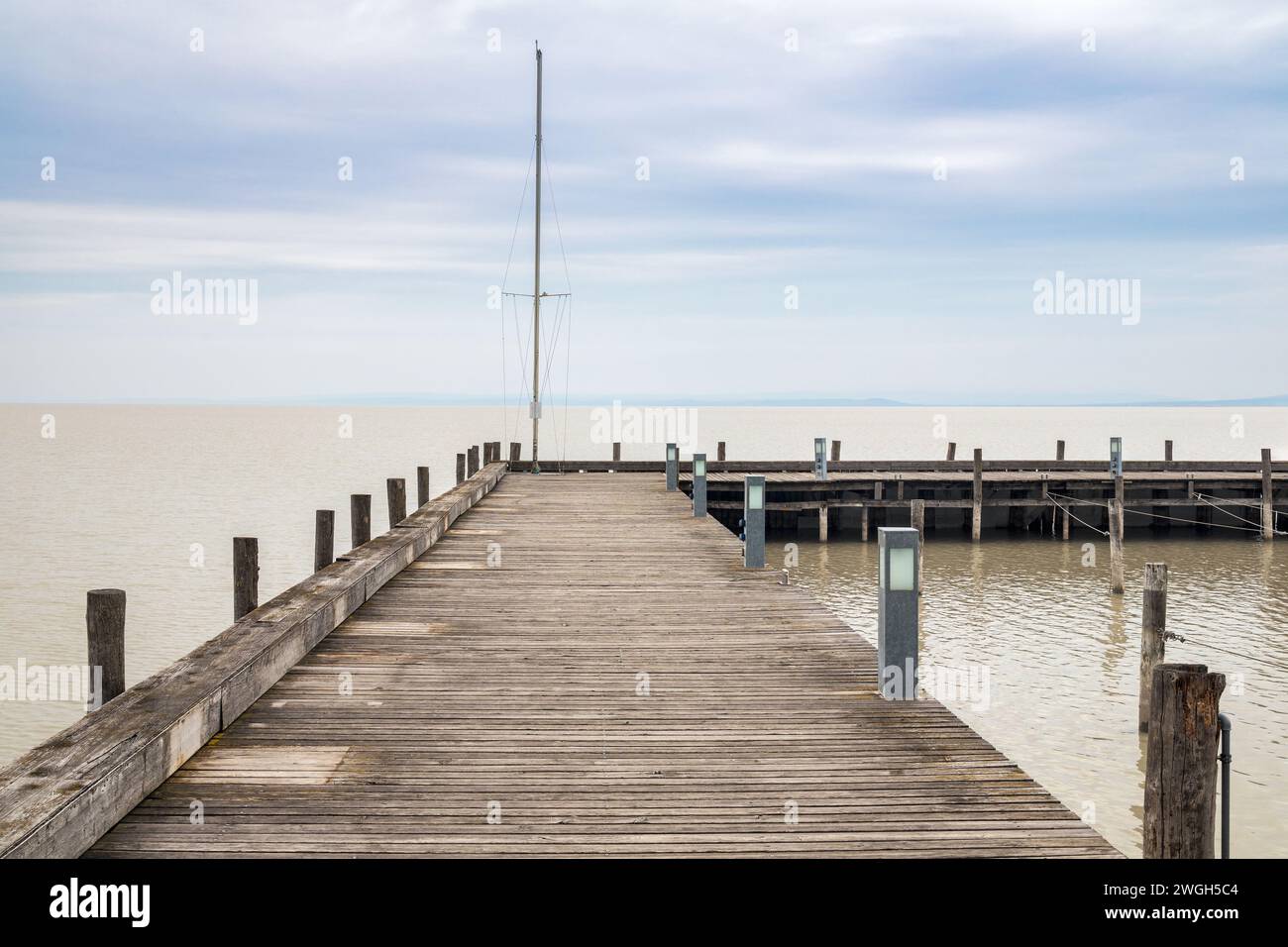 Molo del porto sul lago Neusiedl am SEE, Austria, Europa. Foto Stock