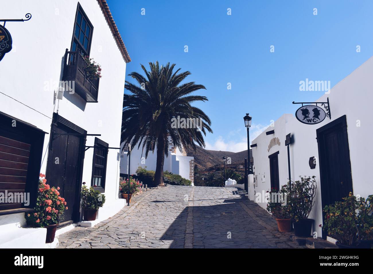Strade del centro storico di Betancuria a Fuerteventura in Spagna, l'11 agosto 2017 Foto Stock