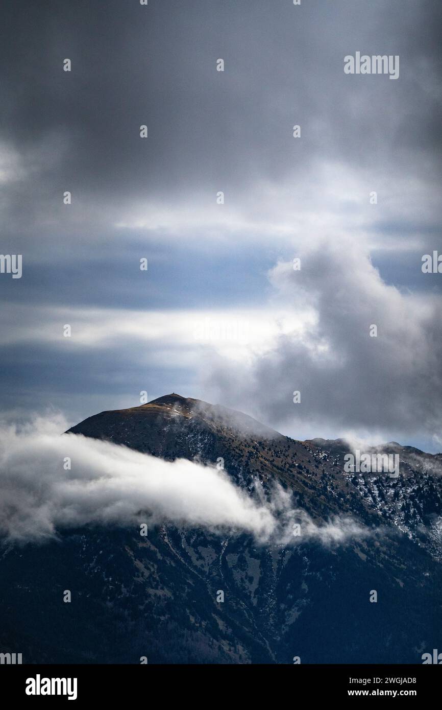 No Snow on Mountains - Cambre d'Az, Pyrenees Orientales, gennaio 2024 Foto Stock