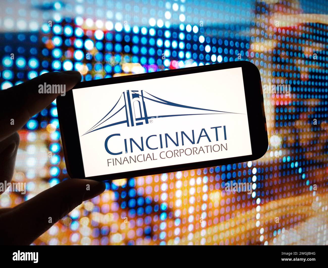 Konskie, Polonia - 4 febbraio 2024: Logo aziendale di Cincinnati Financial Corporation visualizzato sullo schermo del telefono cellulare Foto Stock