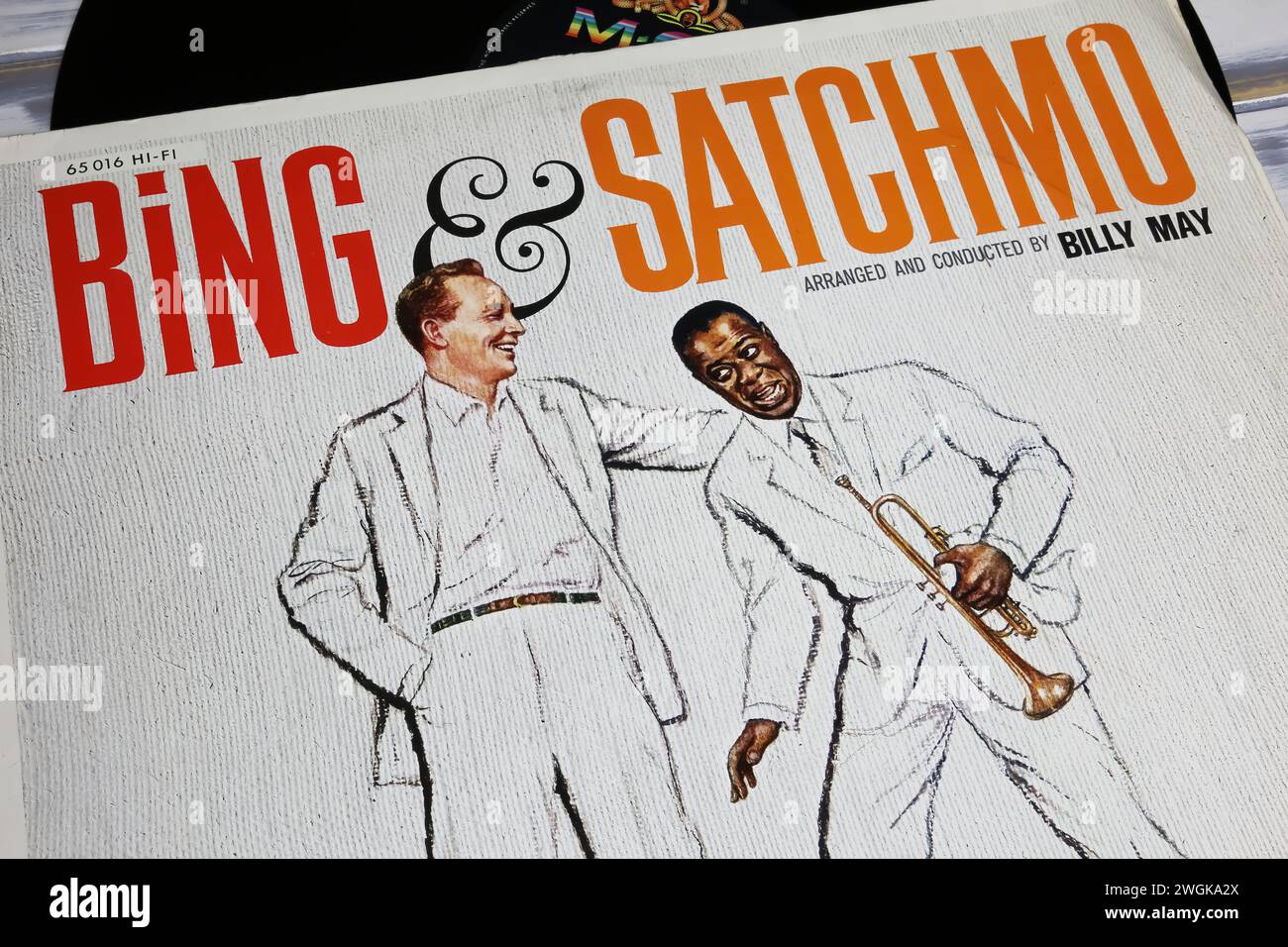 Viersen, Germania - 9 gennaio. 2024: Closeup of Bing e Satchmo copertina dell'album in vinile del 1960 Foto Stock