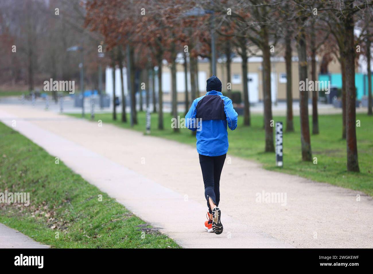 Läufer im Park *** corridori nel parco Copyright: XLobeca/RHx Foto Stock