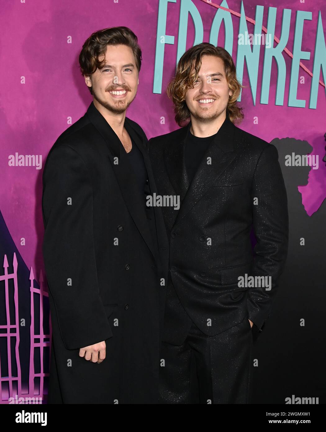 Los Angeles, Stati Uniti. 5 febbraio 2024. Cole Sprouse e Dylan Sprouse Arriving at Focus Features'' Lisa Frankenstein' special Screeing tenutosi all'Hollywood Athletic Club il 5 febbraio 2024 a Los Angeles, CALIFORNIA. © Tammie Arroyo/AFF-USA.com crediti: AFF/Alamy Live News Foto Stock