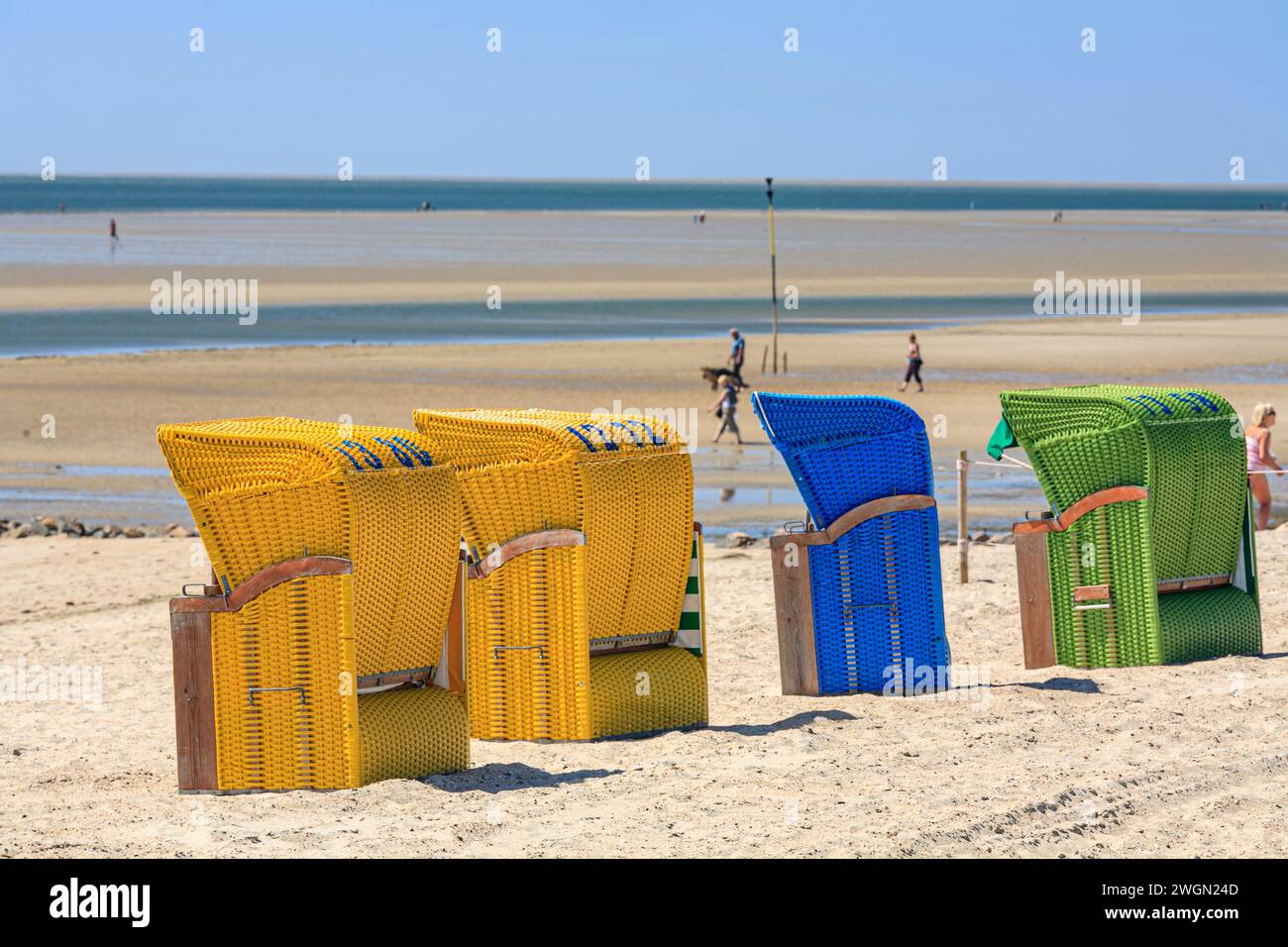 Sdraio in spiaggia, in estate, soleggiato, Wyk auf Föhr, Schleswig-Holstein, Germania, Europa Foto Stock