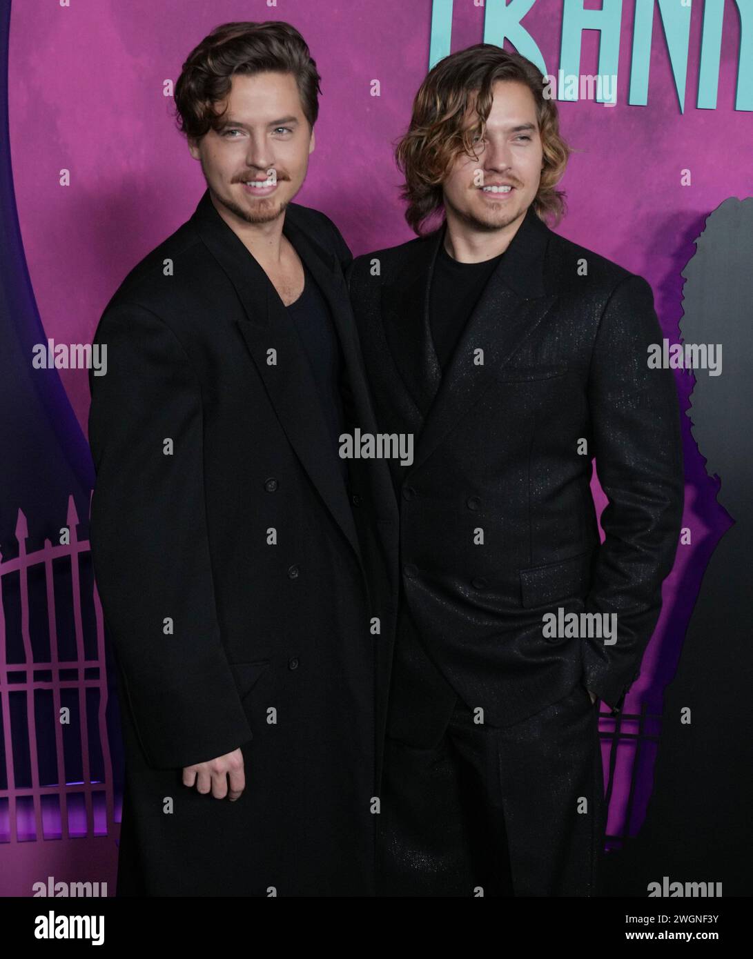 Los Angeles, Stati Uniti. 5 febbraio 2024. (L-R) Cole Sprouse e Dylan Sprouse al Focus Features' LISA FRANKENSTEIN Los Angeles Special Screening tenutosi presso l'Hollywood Athletic Club di Hollywood, CALIFORNIA, lunedì 5 febbraio 2024. (Foto di Sthanlee B. Mirador/Sipa USA) credito: SIPA USA/Alamy Live News Foto Stock