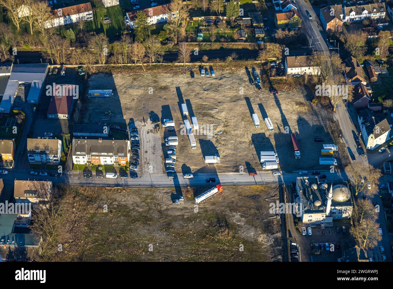 Luftbild, Moschee DITIB- Türkisch Islamische Gemeinde zu Gladbeck, Wielandstraße Ecke Bramsfeld, ehem. Gelände Möbelhaus Tacke, Butendorf, Gladbeck, Ruhrgebiet, Nordrhein-Westfalen, Deutschland ACHTUNGxMINDESTHONORARx60xEURO *** Vista aerea, Moschea DITIB Comunità islamica turca di Gladbeck, Wielandstraße corner Bramsfeld, ex sede del negozio di mobili Tacke, Butendorf, Gladbeck, regione della Ruhr, Renania settentrionale-Vestfalia, Germania ATTENTIONxMINDESTHONORARx60xEURO Foto Stock