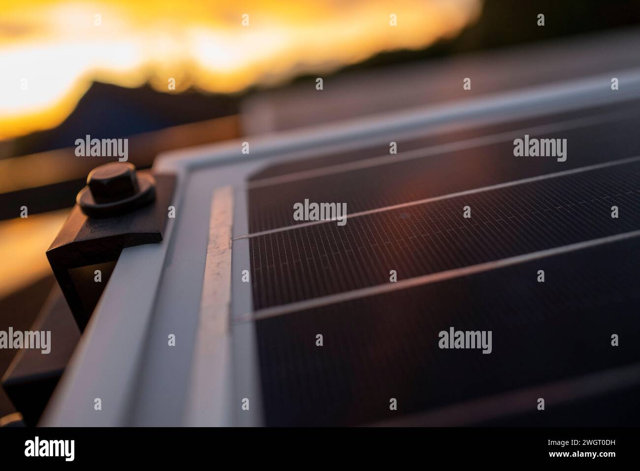 pannello solare al tramonto Foto Stock