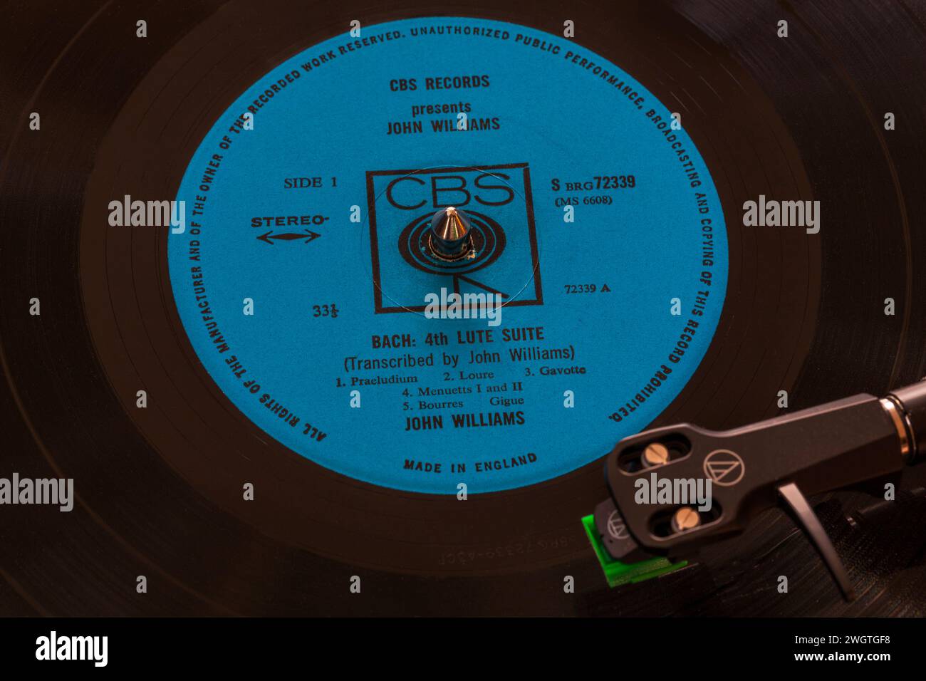 La CBS Records presenta l'album vinilico LP di John Williams con tonearm, cartuccia, headshell e stilo su giradischi - 1964 Foto Stock