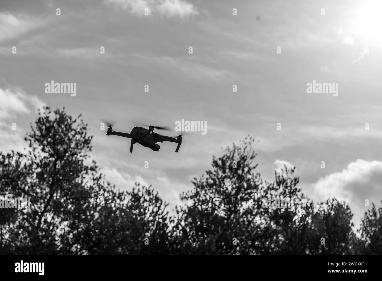 Photo de drone fpv et stabilisé custom et DJI type mavic et Inspire ansi que de Course de drone racing Foto Stock