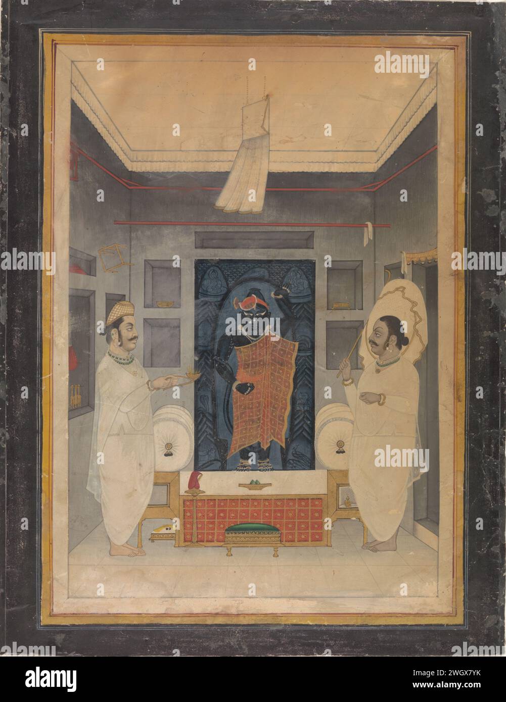 Shri Nath -ji, con un frisone di Dieren, anonimo, 1700 - 1949 miniatura indiana. Disegnando in un tempio di colore grigio, due uomini in vesti bianche sono a sinistra e a destra di una specie di altare in rosso e oro con una nicchia dietro di essa in cui un'immagine di una divinità con una tela negoziata in rosso e oro; la nicchia è incorniciata da un arco in cui è possibile scoprire figure di persone e animali; l'uomo a sinistra tiene in avanti una lampada a olio profumato, l'uomo a destra regge una specie di ombrellone, di fronte all'immagine sull'altare c'è una ciotola con due frutti verdi e una piccola ciotola con sopra un panno rosso. Lo spettacolo è fram Foto Stock Shri Nath -ji, con un frisone di Dieren, anonimo, 1700 - 1949 miniatura indiana. Disegnando in un tempio di colore grigio, due uomini in vesti bianche sono a sinistra e a destra di una specie di altare in rosso e oro con una nicchia dietro di essa in cui un'immagine di una divinità con una tela negoziata in rosso e oro; la nicchia è incorniciata da un arco in cui è possibile scoprire figure di persone e animali; l'uomo a sinistra tiene in avanti una lampada a olio profumato, l'uomo a destra regge una specie di ombrellone, di fronte all'immagine sull'altare c'è una ciotola con due frutti verdi e una piccola ciotola con sopra un panno rosso. Lo spettacolo è fram Foto Stock