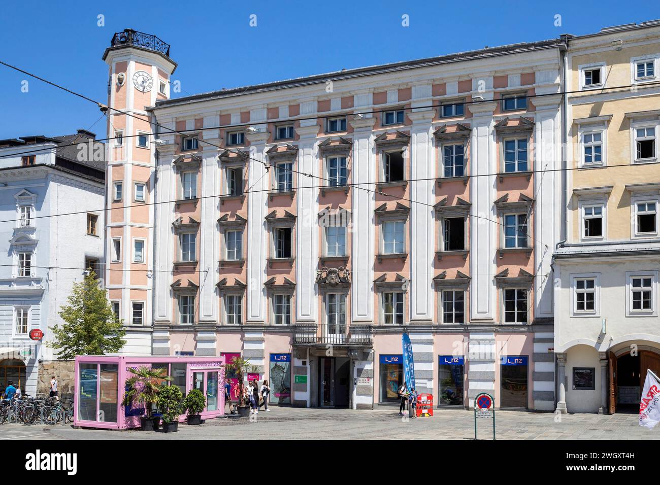 Il vecchio municipio sulla piazza principale di Linz OÖ con il balcone del municipio ha dato ad Adolf Hitler Un discorso pieno di storia nel 1938, in Austria Foto Stock