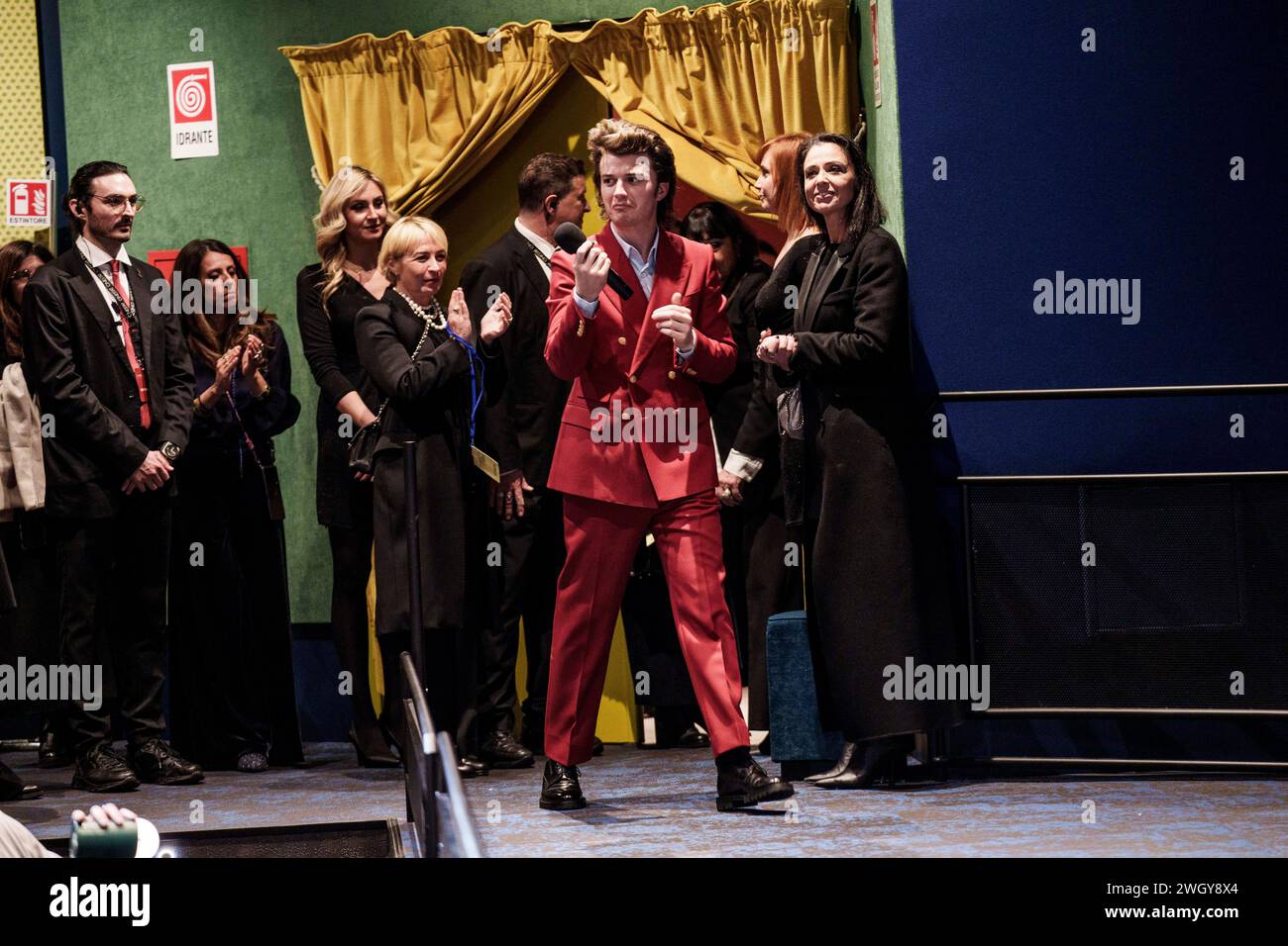 ROMA, ITALIA, 05 FEBBRAIO 2024, i membri del cast di "finale l'Alba" partecipano alla prima al Cinema Barberini (crediti fotografici: Giovanna Onofri) Foto Stock