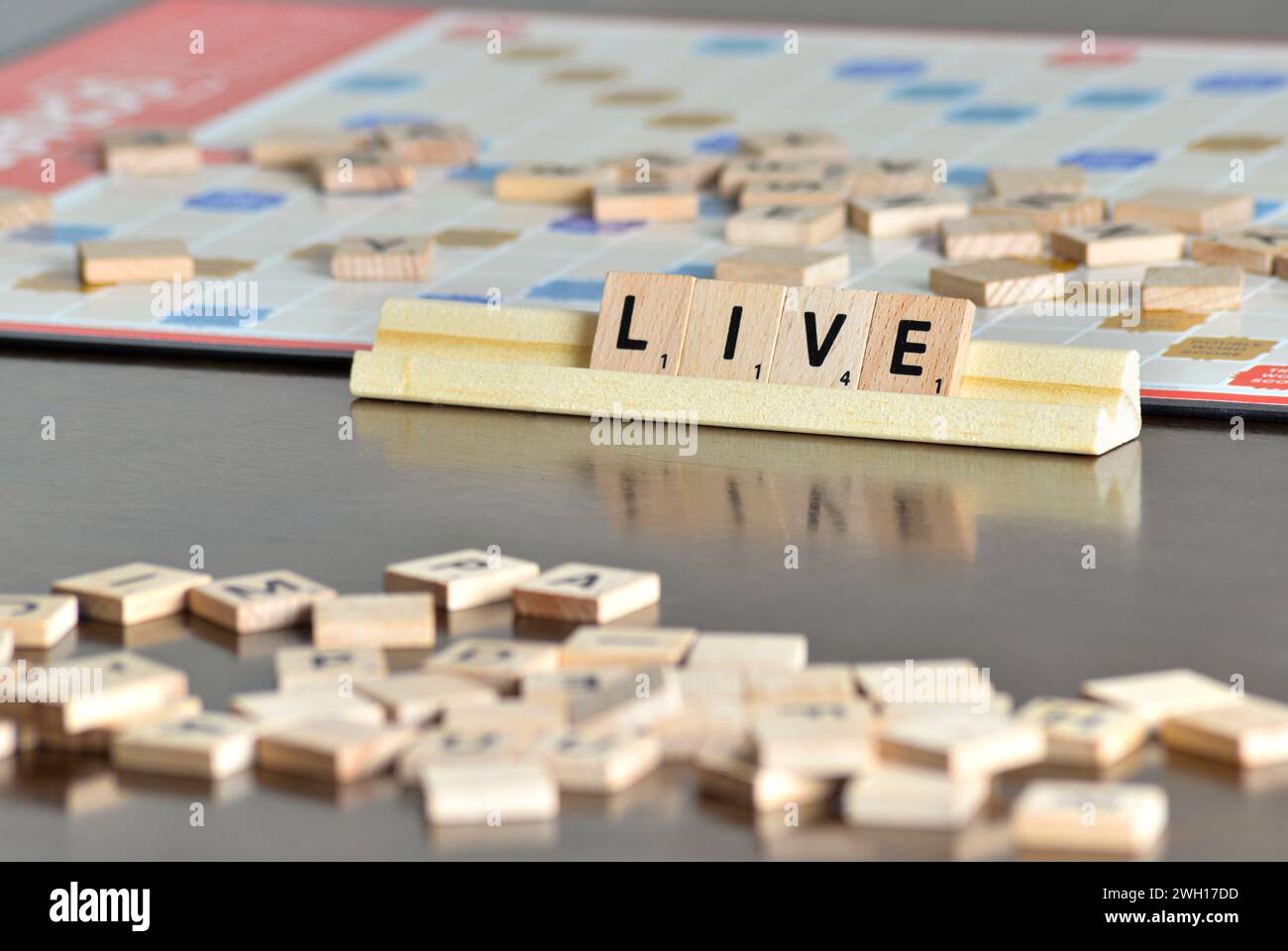 Scrabble affianca il messaggio di inspirazione Foto Stock