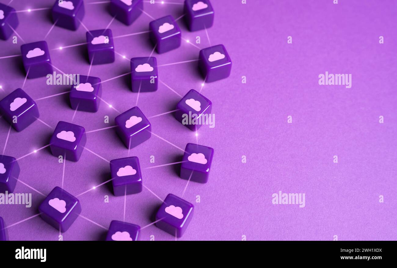 Rete di cloud computing. Archiviazione ed elaborazione dei dati. Consentire alle aziende e ai singoli individui di sfruttare le capacità computazionali senza il peso della localizzazione Foto Stock