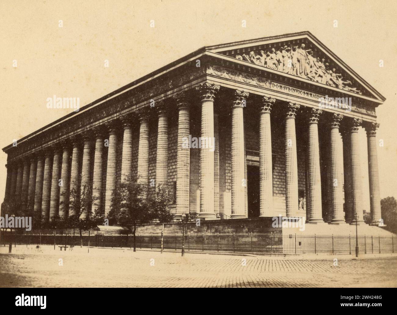 Vista della chiesa della Madeleine a Parigi, Francia anni '1890 Foto Stock