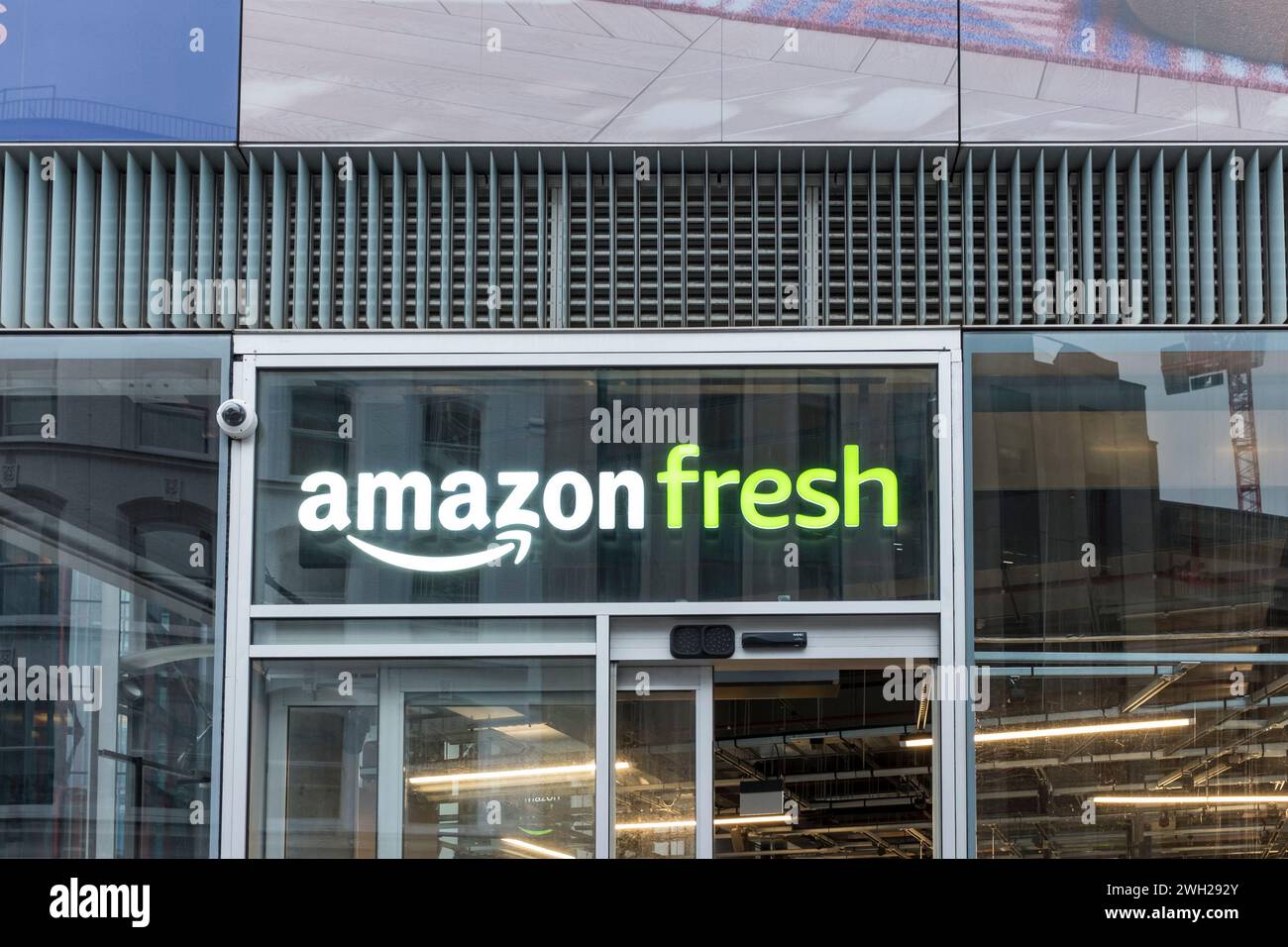 Amazon Fresh convenientce store, Londra, Regno Unito Foto Stock