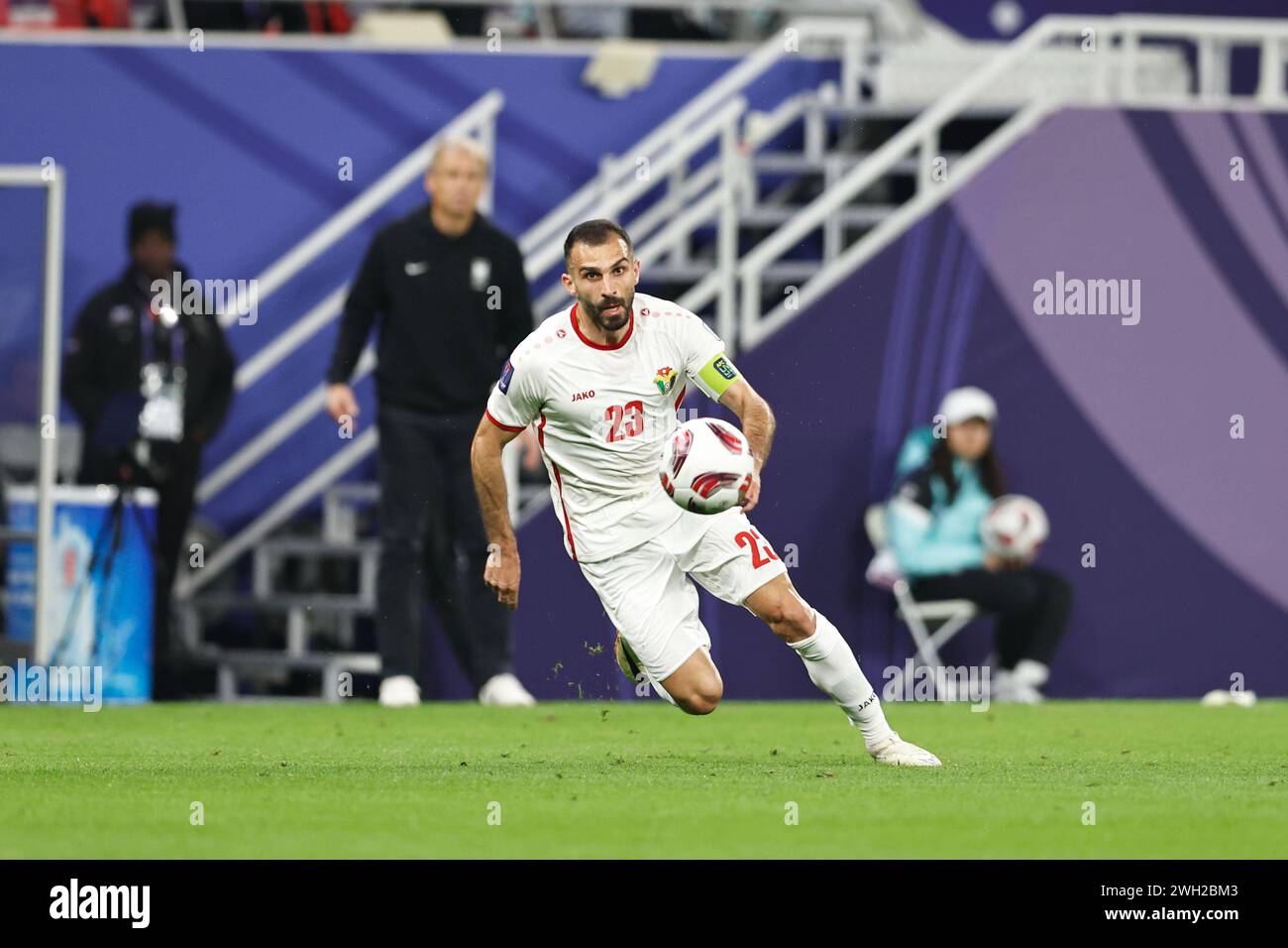 Al Rayyan, Qatar. 6 febbraio 2024. Ehsan Haddad (JOR) Football/Soccer: "AFC Asian Cup Qatar 2023" partita di semifinale tra Jordan 2-0 Corea all'Ahmad Bin Ali Stadium di al Rayyan, Qatar. Crediti: Mutsu Kawamori/AFLO/Alamy Live News Foto Stock