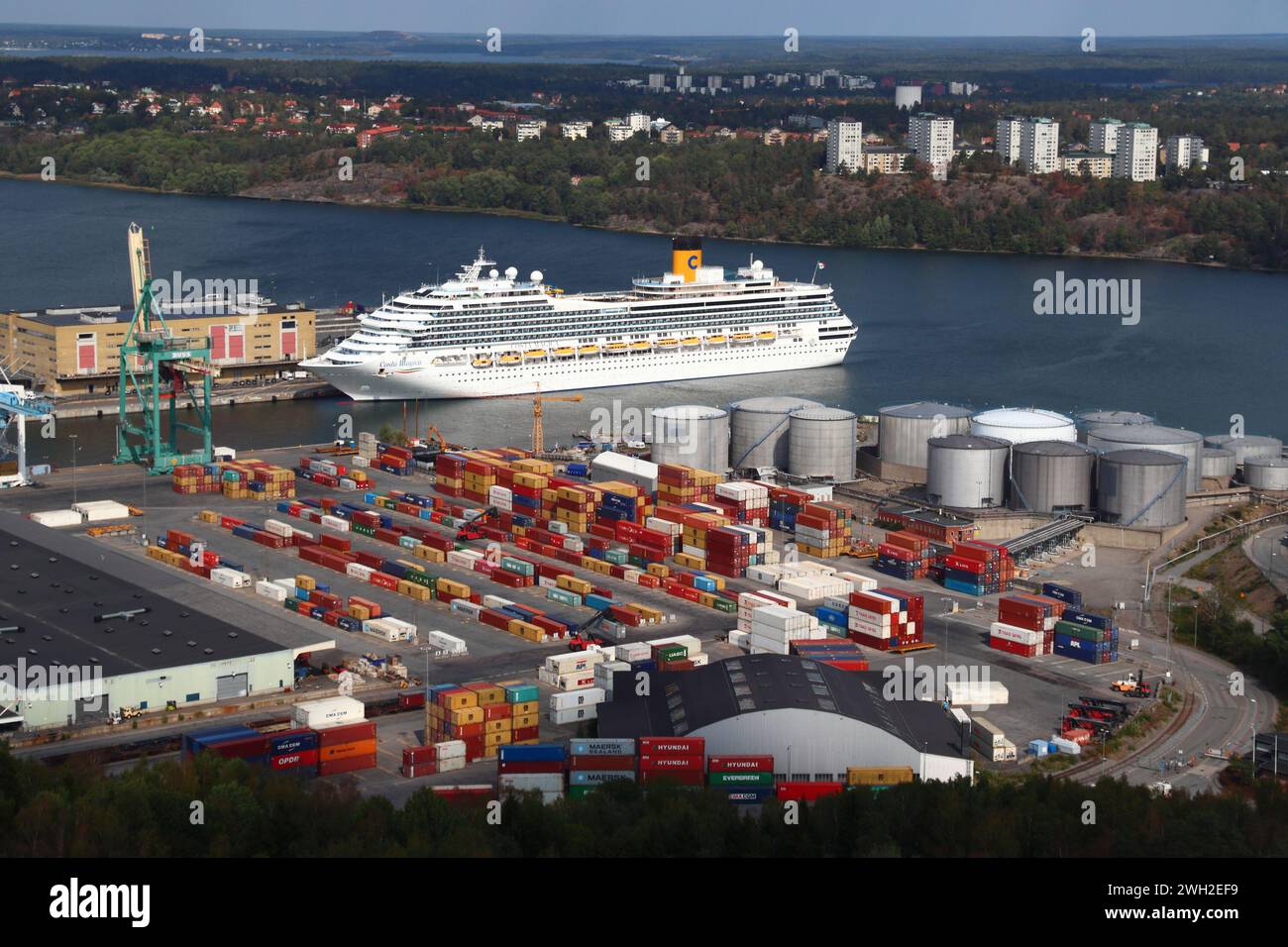 Costa crociere costa magica immagini e fotografie stock ad alta risoluzione  - Alamy