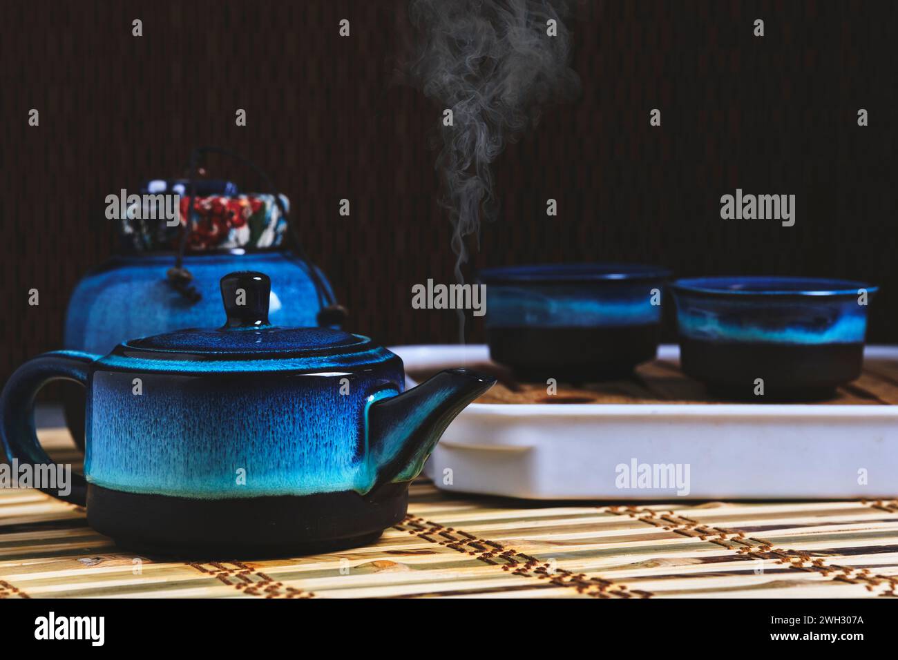 Tè blu preparato per la cerimonia del tè Foto Stock
