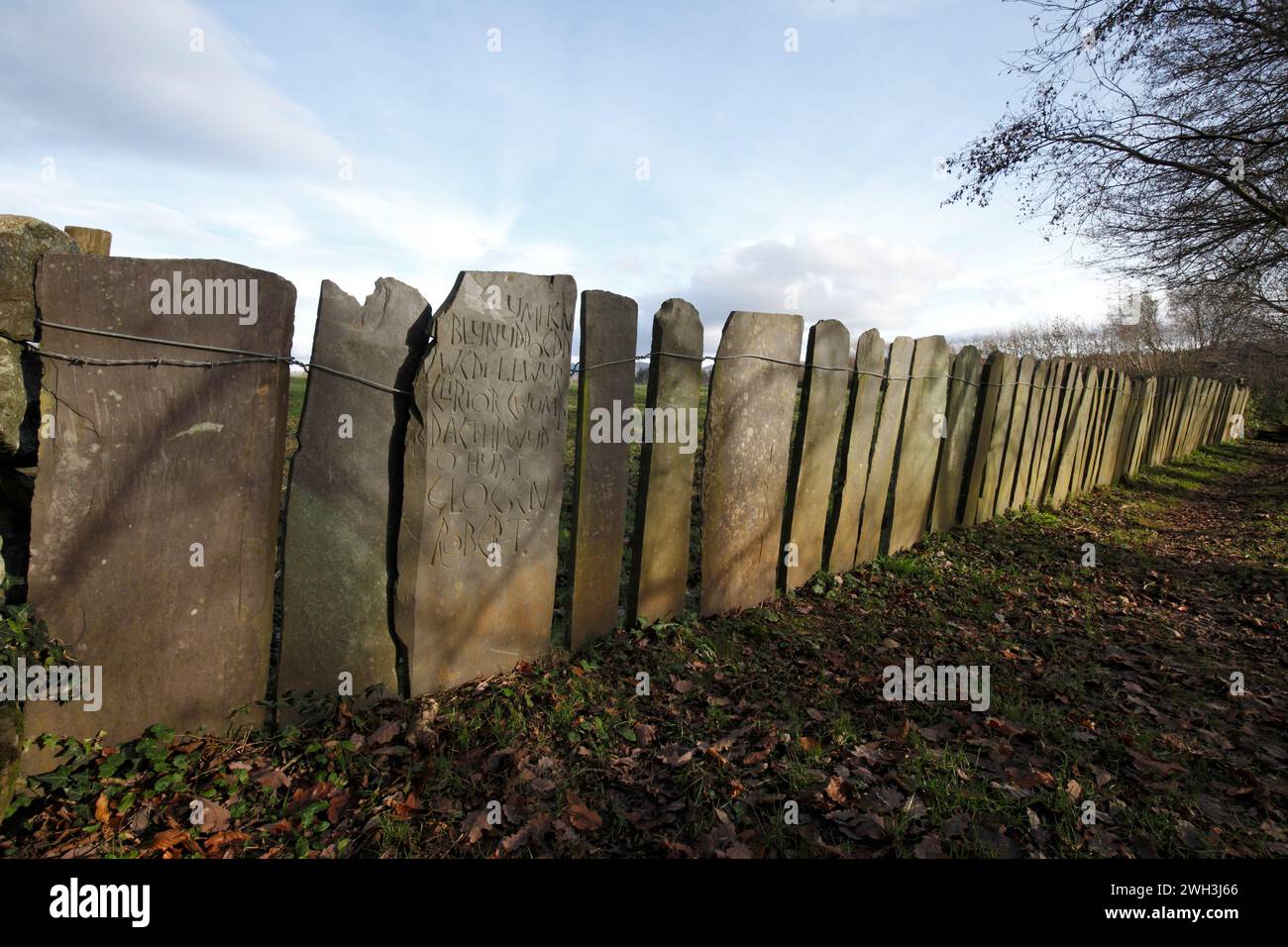 Installazione artistica in Parc Glynllifon.Plas Glynllifon. parco e giardini. CADW. SSSI. Operai di ardesia. Foto Stock