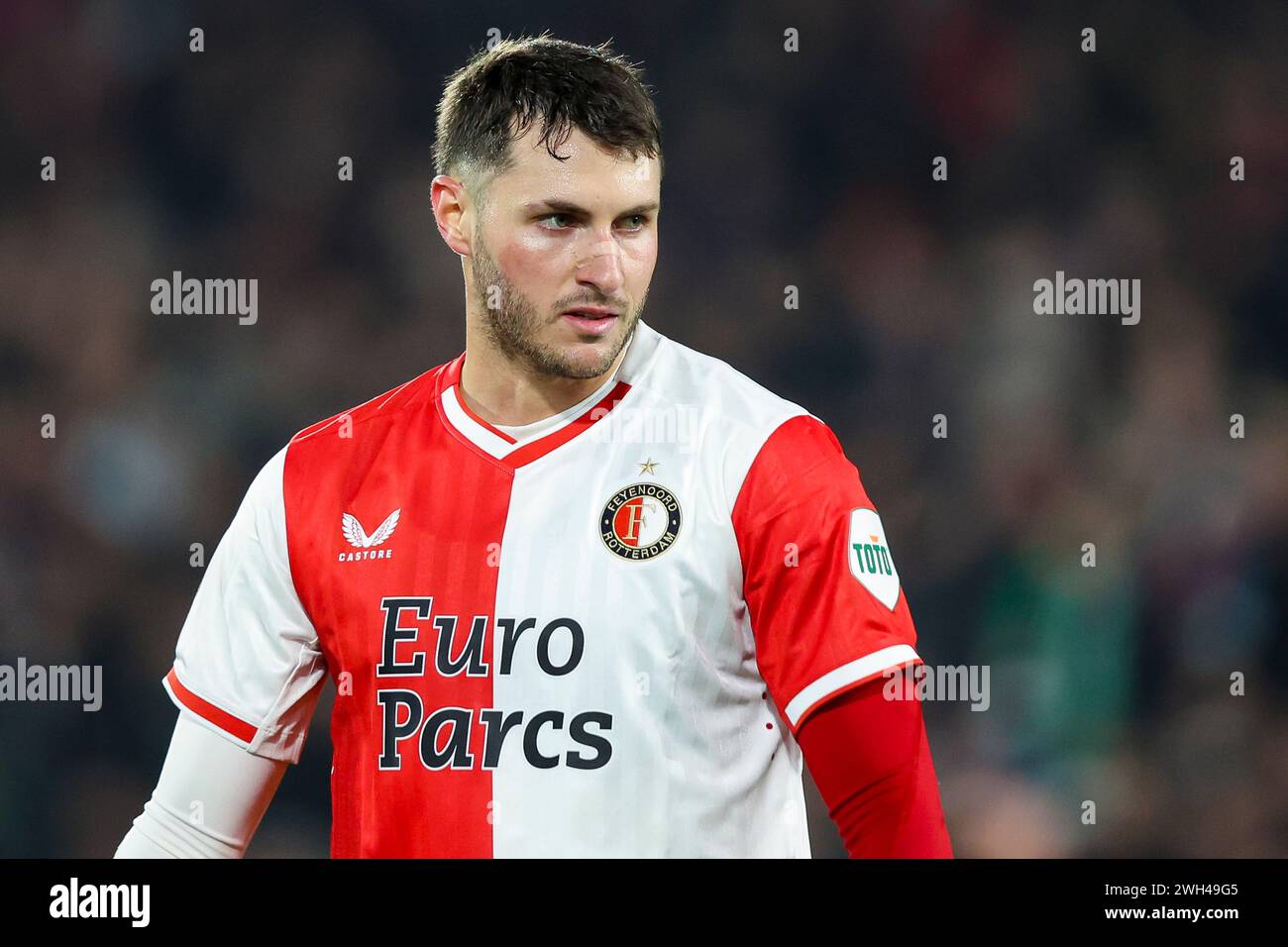 ROTTERDAM, PAESI BASSI - 7 FEBBRAIO: Santiago Gimenez (Feyenoord Rotterdam) durante i quarti di finale della KNVB Cup del SC Feyenoord e dell'AZ Alkmaar al Foto Stock