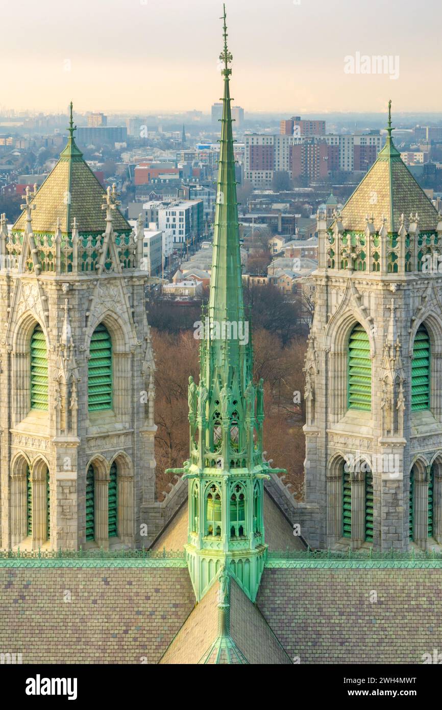 Cattedrale Basilica del Sacro cuore di Newark, NJ È la quinta cattedrale più grande del Nord America ed è la sede dell'arcidio cattolico Foto Stock