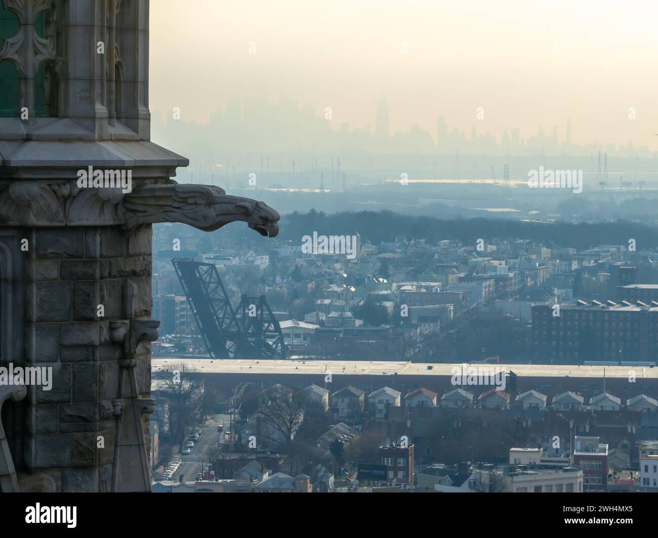 Cattedrale Basilica del Sacro cuore di Newark, NJ È la quinta cattedrale più grande del Nord America ed è la sede dell'arcidio cattolico Foto Stock