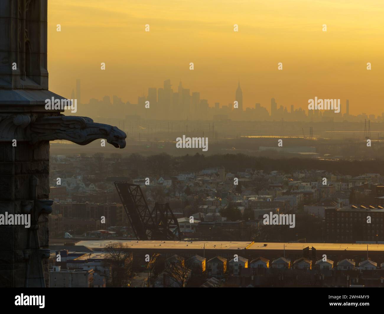 Cattedrale Basilica del Sacro cuore di Newark, NJ È la quinta cattedrale più grande del Nord America ed è la sede dell'arcidio cattolico Foto Stock