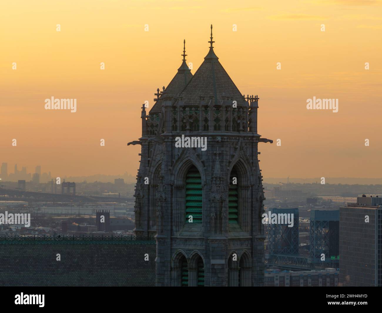 Cattedrale Basilica del Sacro cuore di Newark, NJ È la quinta cattedrale più grande del Nord America ed è la sede dell'arcidio cattolico Foto Stock