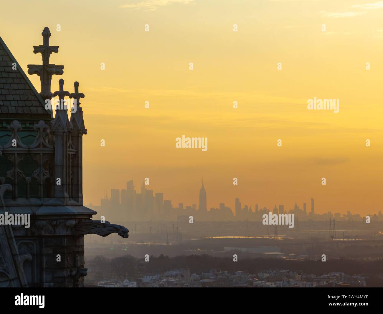 Cattedrale Basilica del Sacro cuore di Newark, NJ È la quinta cattedrale più grande del Nord America ed è la sede dell'arcidio cattolico Foto Stock