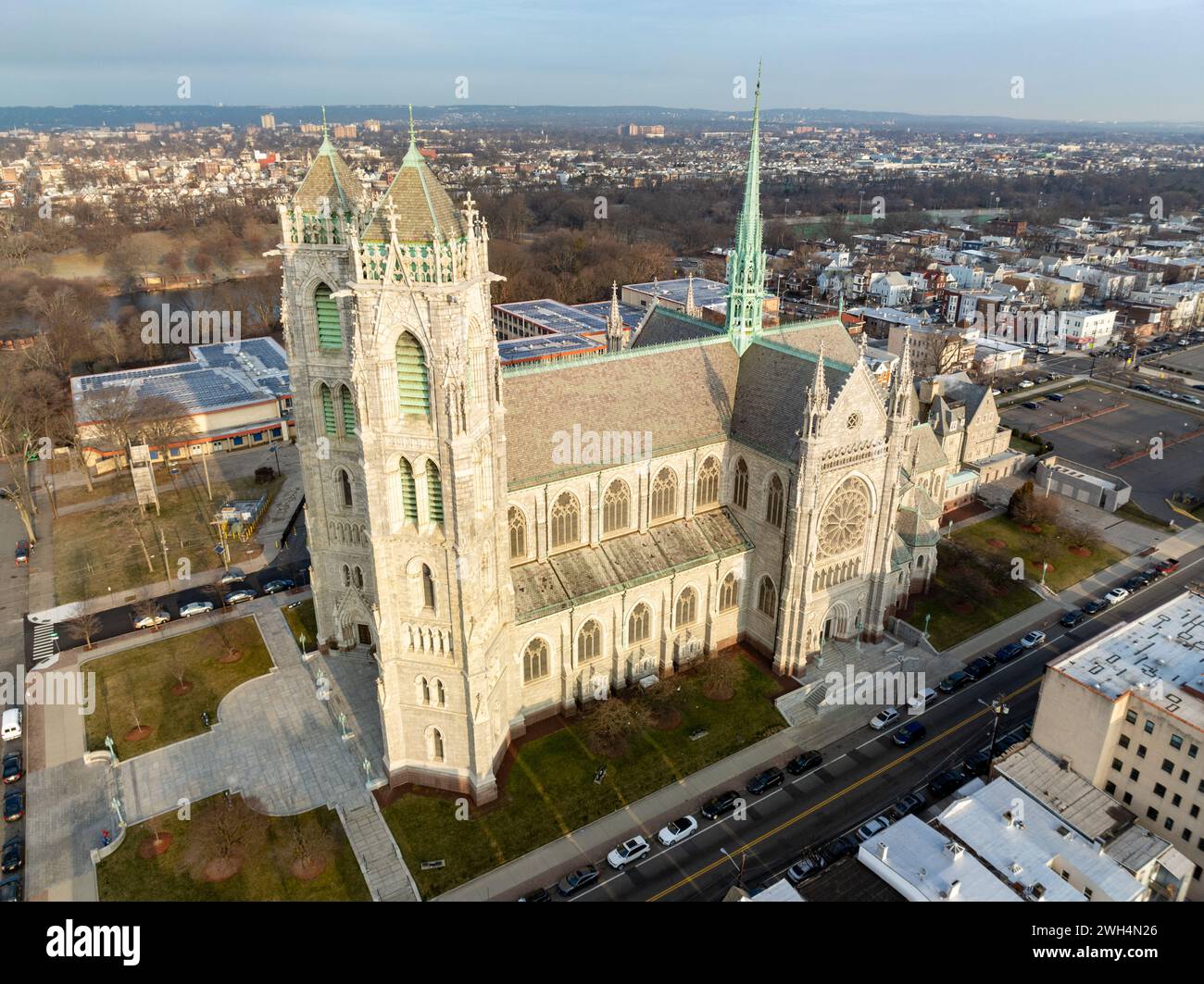 Cattedrale Basilica del Sacro cuore di Newark, NJ È la quinta cattedrale più grande del Nord America ed è la sede dell'arcidio cattolico Foto Stock