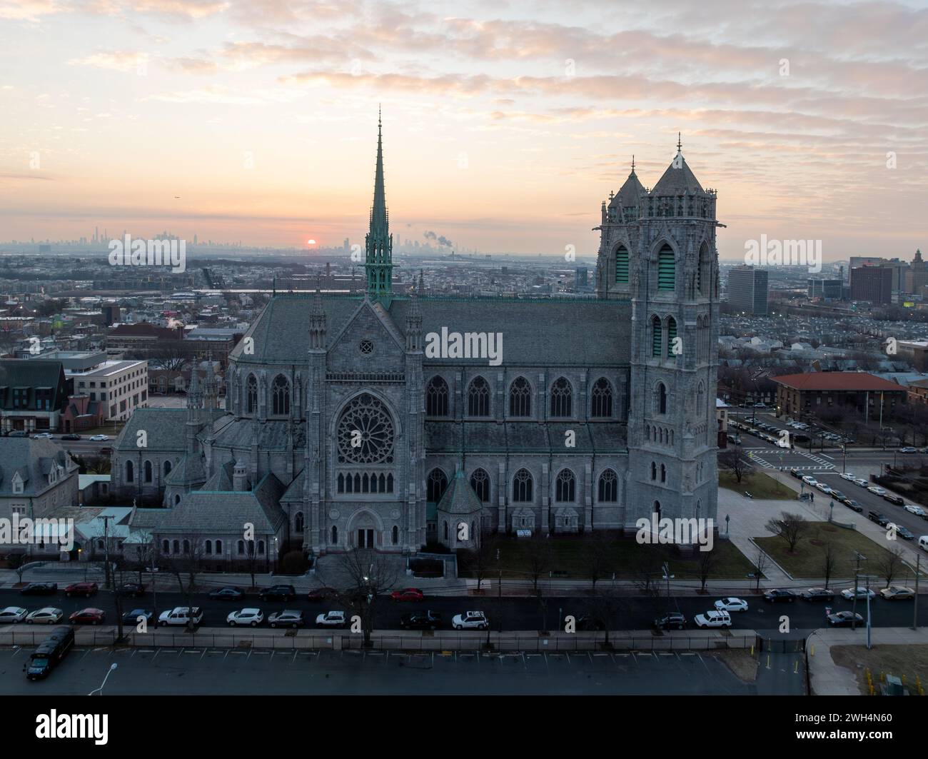 Cattedrale Basilica del Sacro cuore di Newark, NJ È la quinta cattedrale più grande del Nord America ed è la sede dell'arcidio cattolico Foto Stock