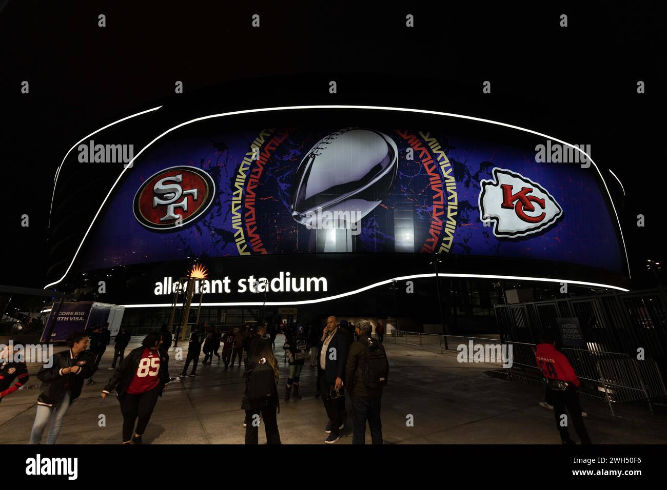 5 febbraio 2024; Las Vegas, Nevada, Stati Uniti; vista generale dell'Allegiant Stadium durante la serata di apertura del Super Bowl LVIII. Credito obbligatorio: Stan Szeto - immagine dello sport Foto Stock