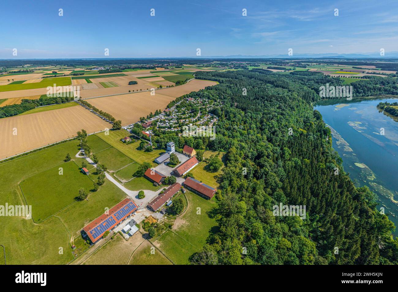 Prendi l'aereo per il Pössiner Au su Lech, un'area ricreativa vicino a Landsberg in Baviera Foto Stock