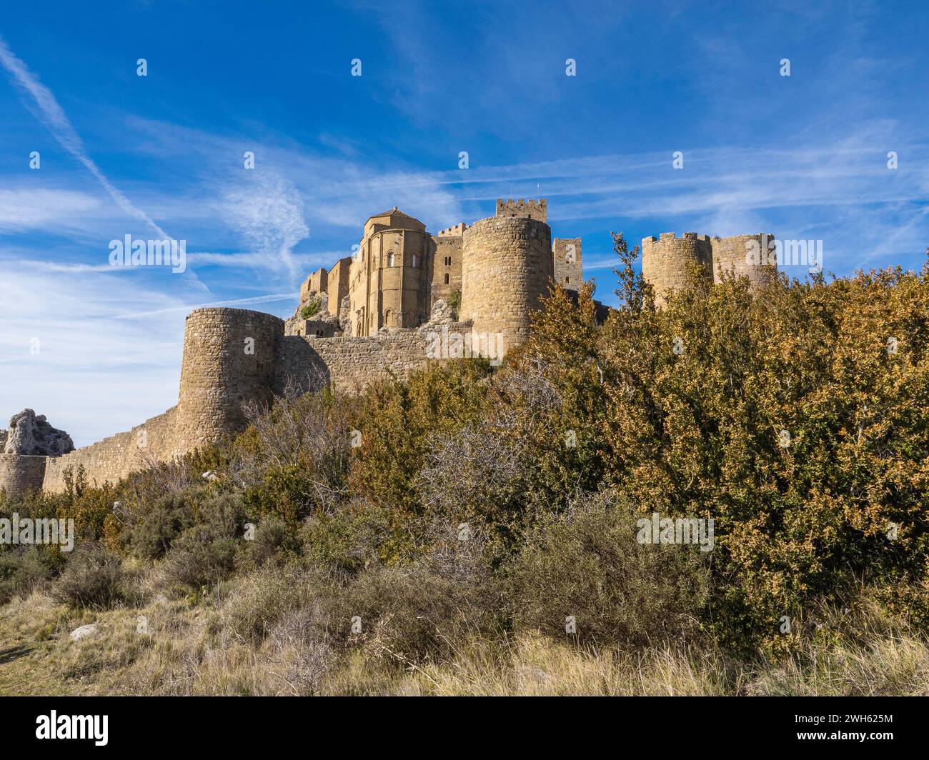Castello di Loarre fortificazione difensiva romanica medievale romanica Huesca Aragona Spagna uno dei castelli medievali meglio conservati in Spagna Foto Stock