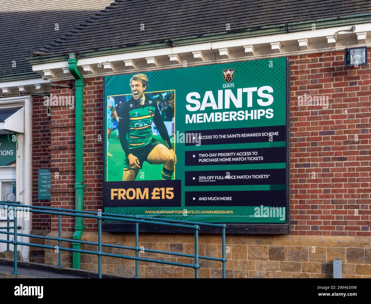 Segnaletica per l'iscrizione al Northampton Saints Rugby Club, Franklins Gardens, Northampton, Regno Unito Foto Stock