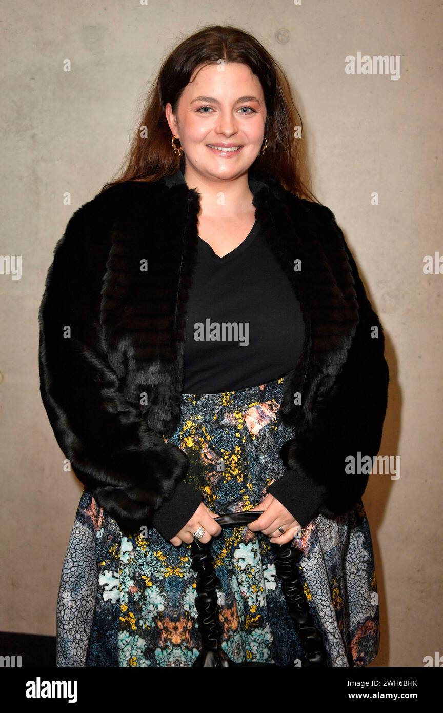 Ronja Forcher bei der Kilian Kerner Fashion Show auf der Berlin Fashion Week Autunno/Inverno 2024 nella der Verti Music Hall. Berlino, 07.02.2024 *** Ronja Forcher al Kilian Kerner Fashion Show alla Berlin Fashion Week Autunno Inverno 2024 nella Verti Music Hall Berlin, 07 02 2024 foto:Xn.xKubelkax/xFuturexImagex kerner_4284 Foto Stock