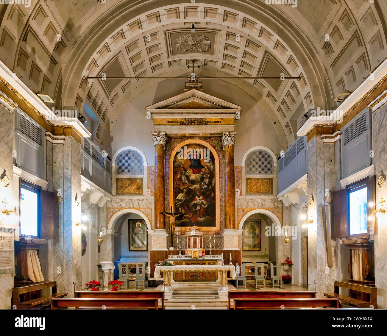 Interno della Chiesa di San Bonaventura al Palatino, Roma, Italia Foto Stock