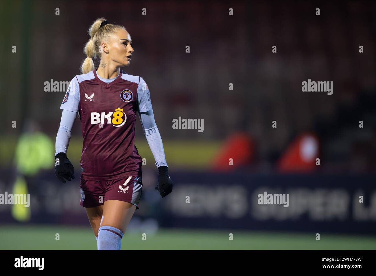 Crawley, Regno Unito. 7 febbraio 2024. Alisha Lehmann di Aston Villa Women durante il quarto di finale di fa Women's Continental Tyres League Cup tra Brighton & Hove Albion WFC e Aston Villa WFC al Broadfield Stadium di Crawley il 7 febbraio 2024. Questa immagine può essere utilizzata solo per scopi editoriali. Solo per uso editoriale. Crediti: Ashley Crowden/Alamy Live News Foto Stock