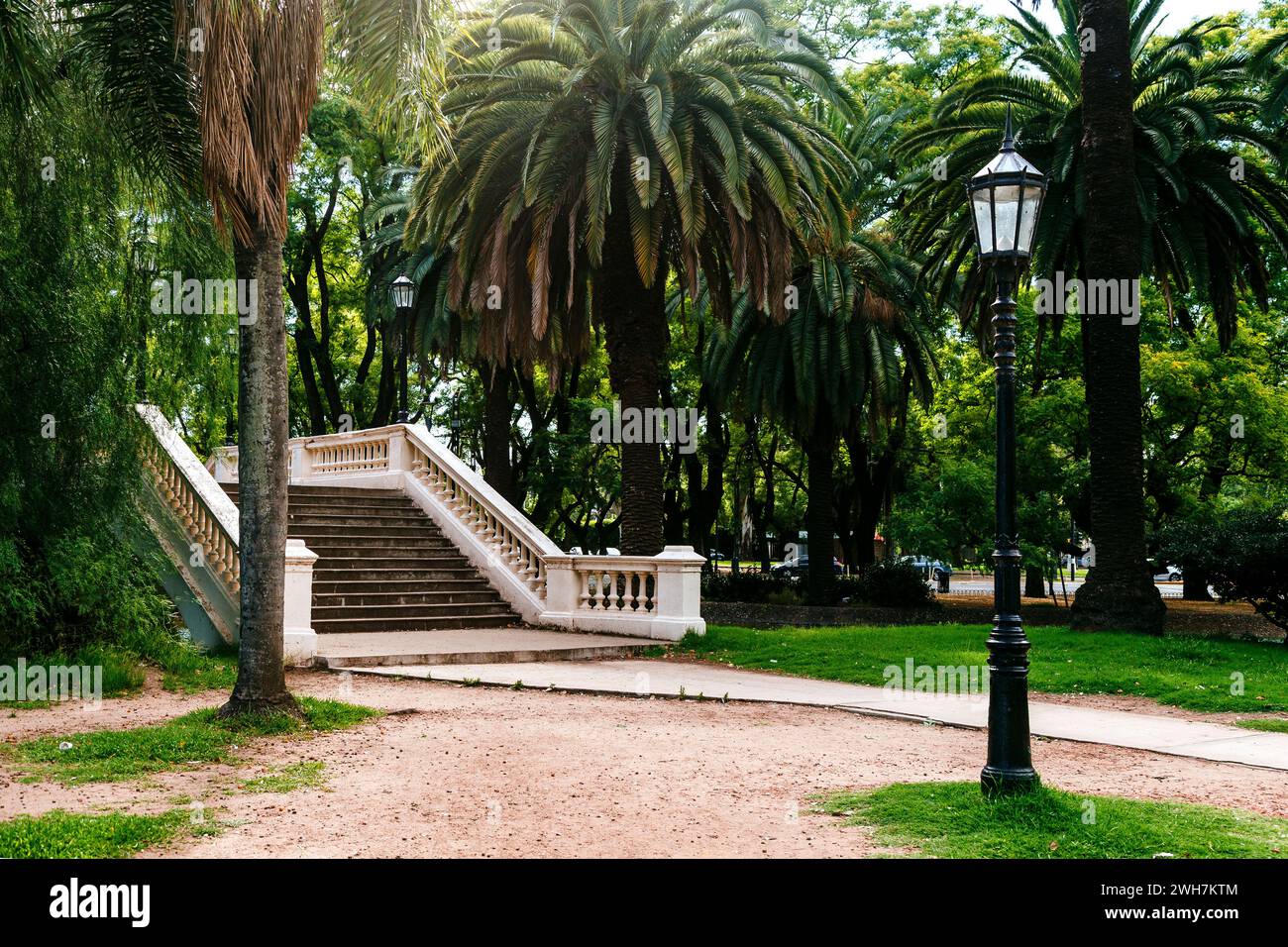 Scale del ponte sul lago nel Parque Independencia. Independence Park, Rosario City, Santa Fe, Argentina Foto Stock