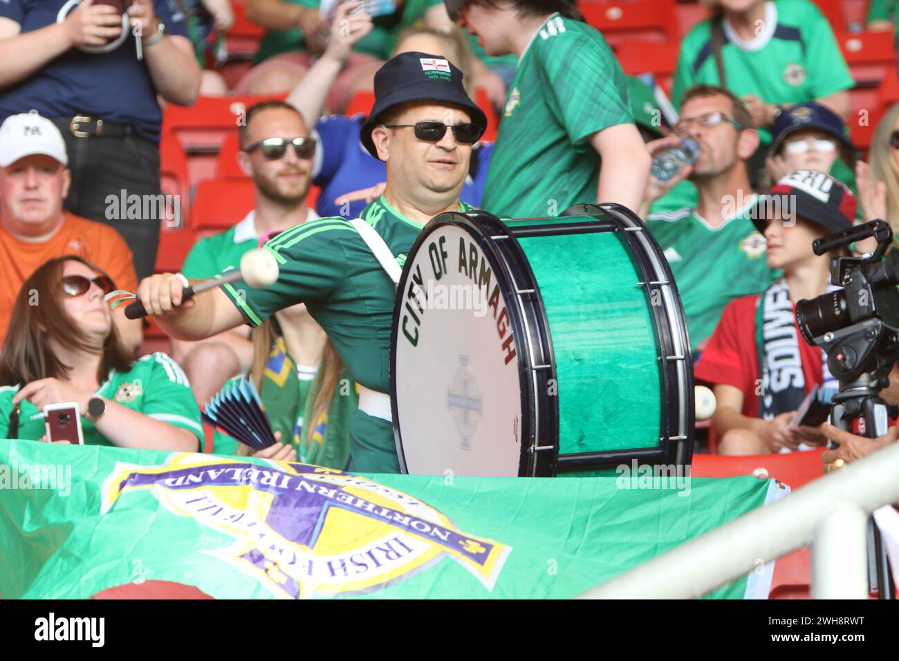 Città di Armagh tamburo NISC Inghilterra vs Irlanda del Nord UEFA donne Euro 15 luglio 2022 St Marys Stadium Southampton Foto Stock