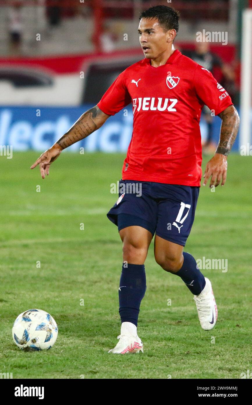 Buenos Aires, Argentina. 8 febbraio 2024. Lucas Gonzalez dell'Independiente durante la partita del quarto turno della Liga Profesional de Fútbol argentina allo stadio Tomas Adolfo Ducó ( crediti: Néstor J. Beremblum/Alamy Live News Foto Stock