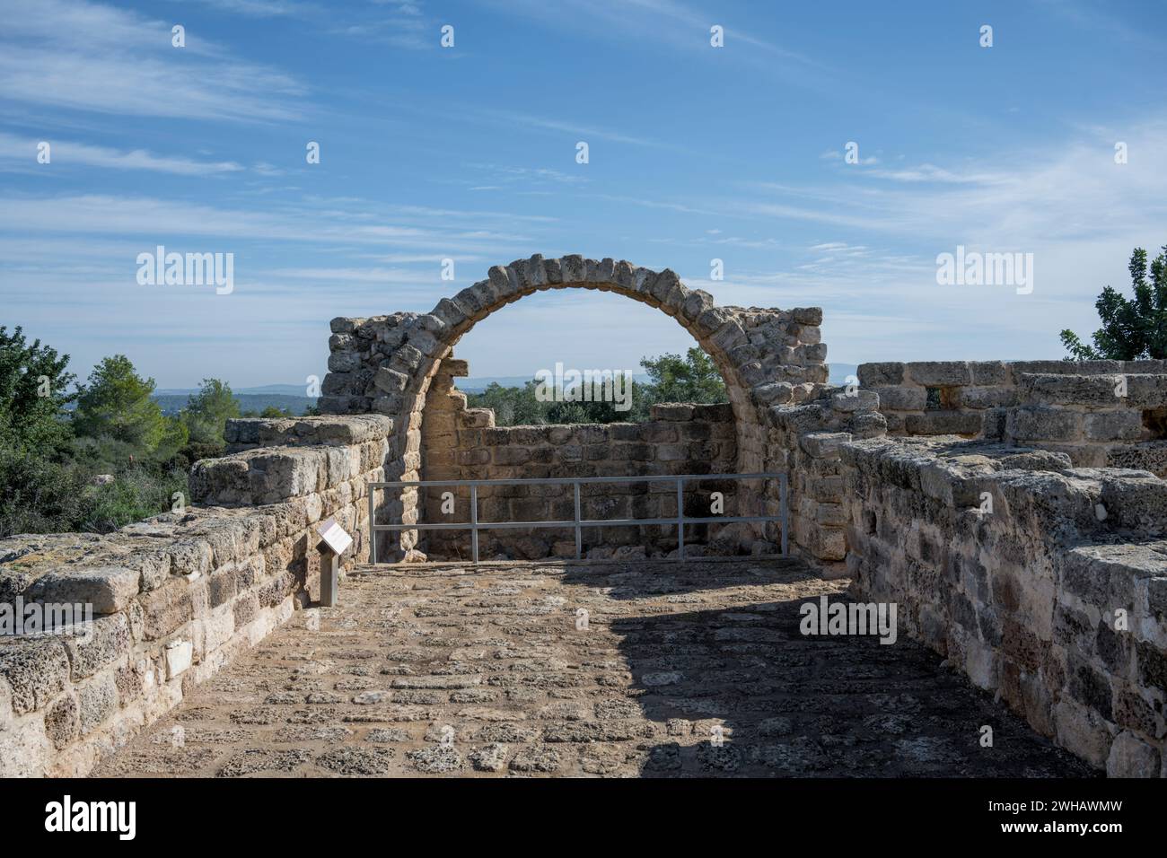 Resti di Mansur el-Aqeb con tre periodi di tempo distinti: A. periodo del secondo Tempio (i secolo d.C.) Una fattoria appartenente ad una famiglia ebraica B. Bisanzica Foto Stock