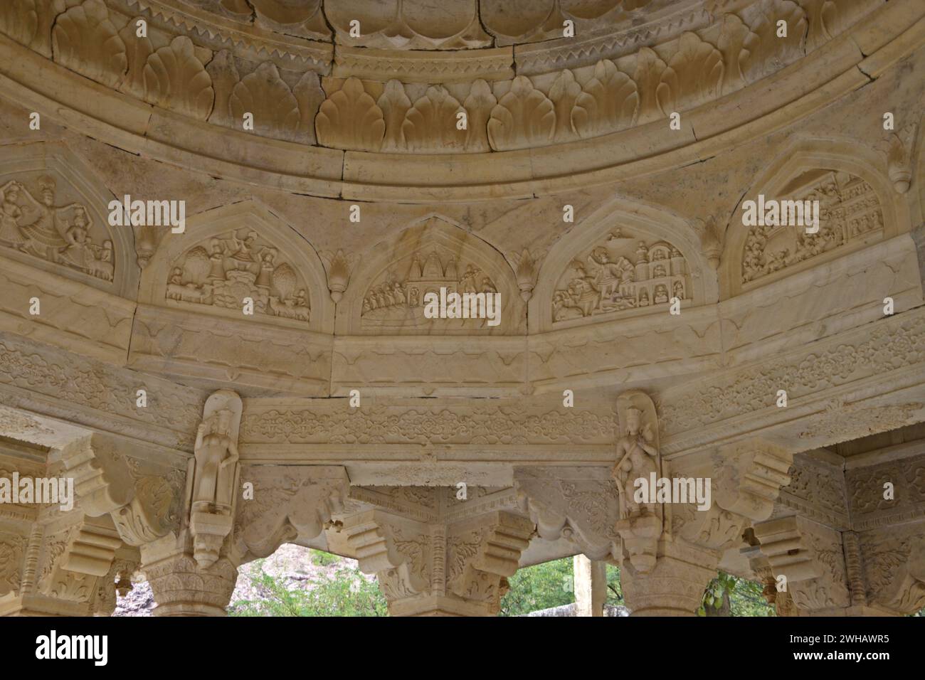 Parte architettonica di Gatore Ki Chhatriyan ( terreno crematorio reale ) , Jaipur, Rajasthan, India Foto Stock