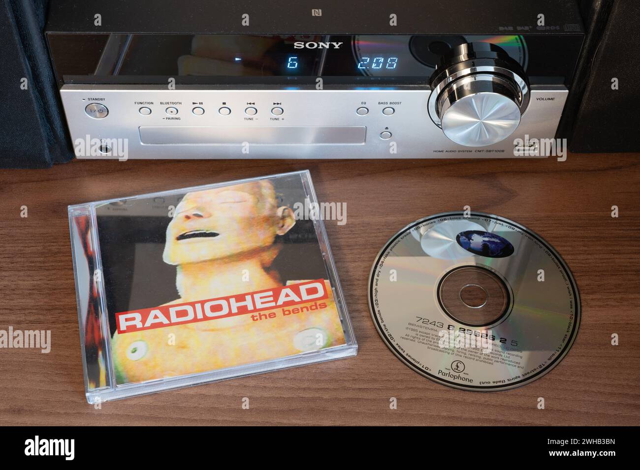 The Bends è il secondo album in studio del gruppo musicale inglese Radiohead, pubblicato il 13 marzo 1995 dalla Parlophone. The Bends combina canzoni di chitarra e ballate Foto Stock