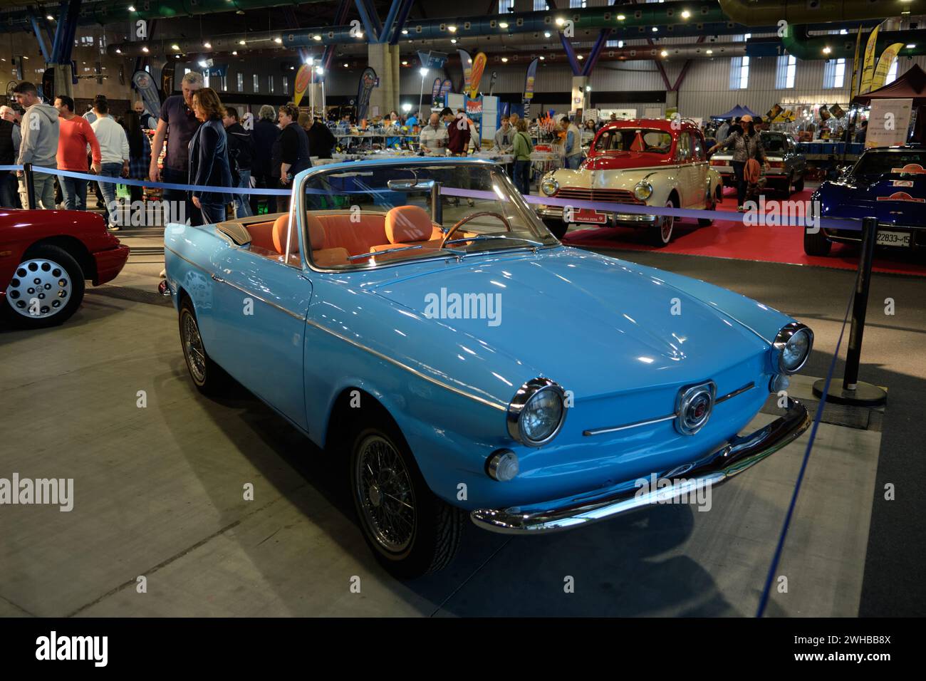 Fiat 770 Spider al Salone dell'automobile retro Málaga. Modello argentino basato su una Fiat 600. Foto Stock